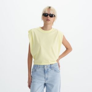 Levi's? Performance Cool Tank Top | Women's