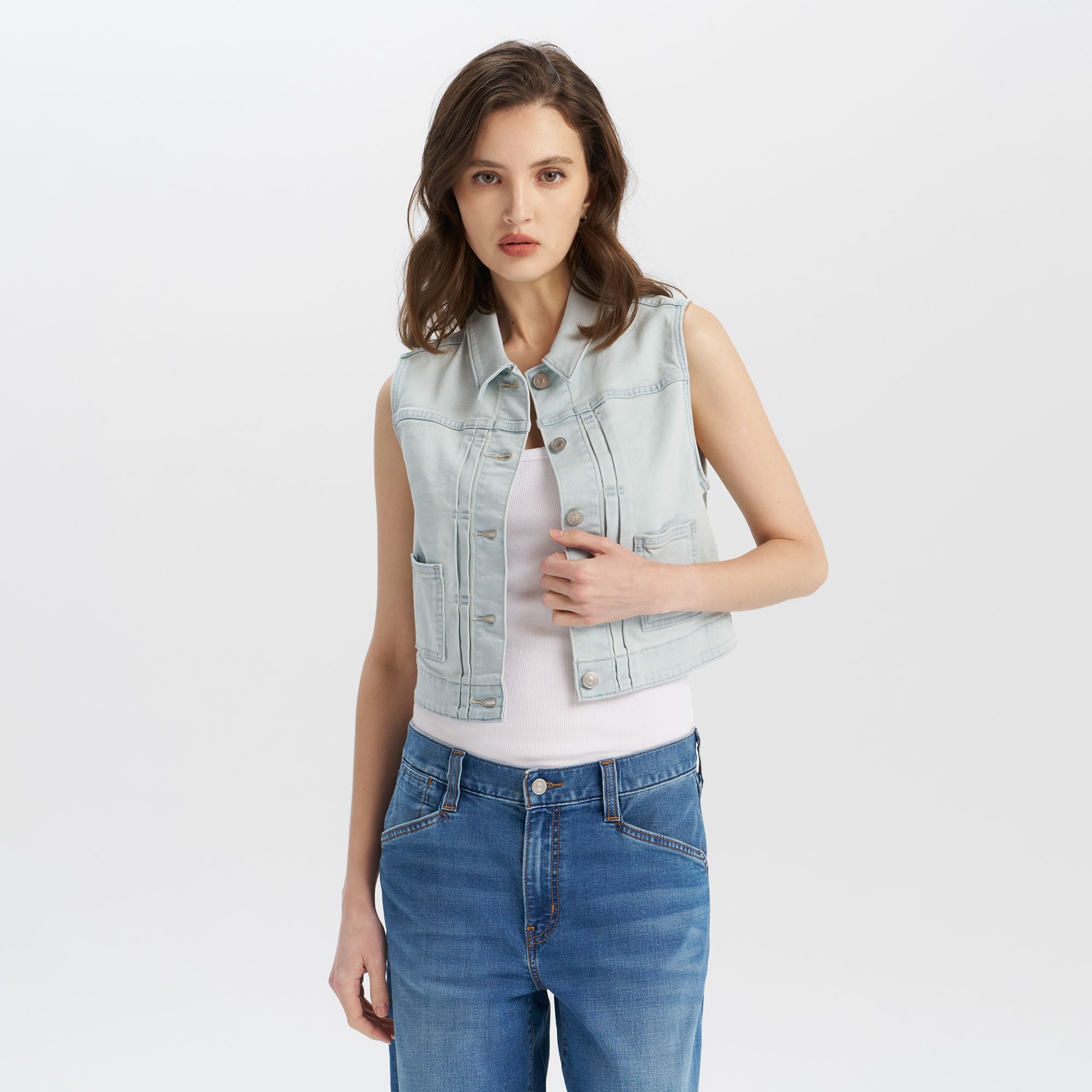Levi's? Women's Performance Cool Denim Vest - Image 2