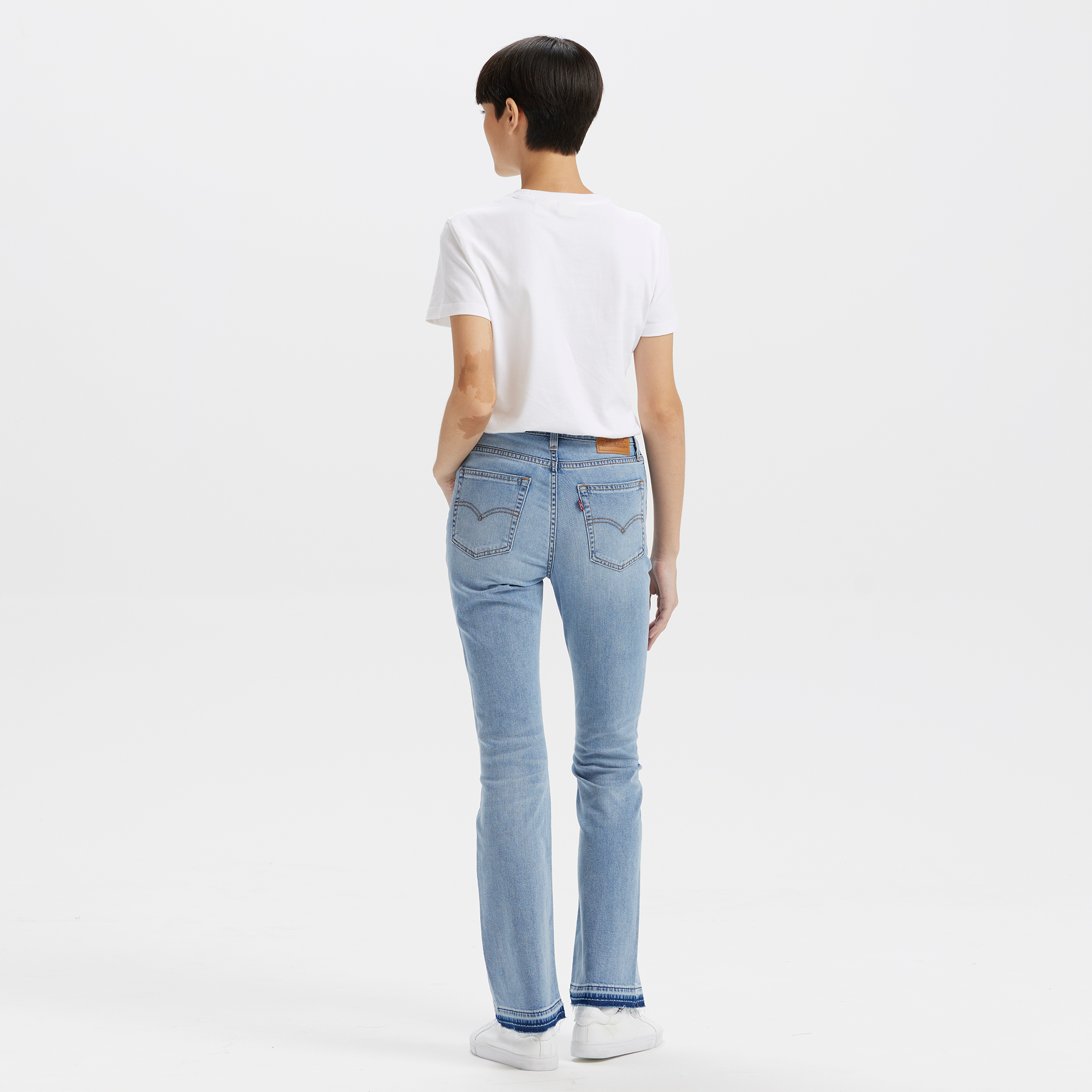 Levi's® Women's 725™ High-Waisted Bootcut Jeans - Image 5