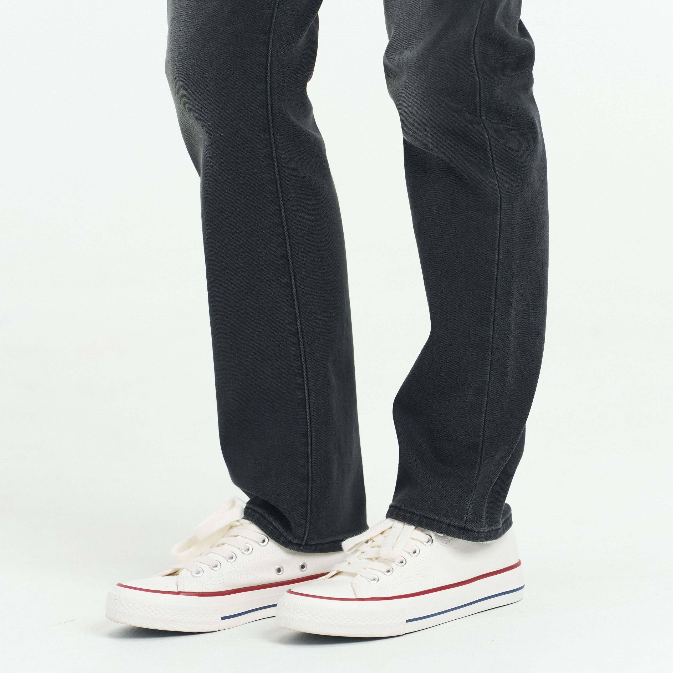 Levi's® Performance Warm 724™ High-Waisted Straight Jeans - Image 6