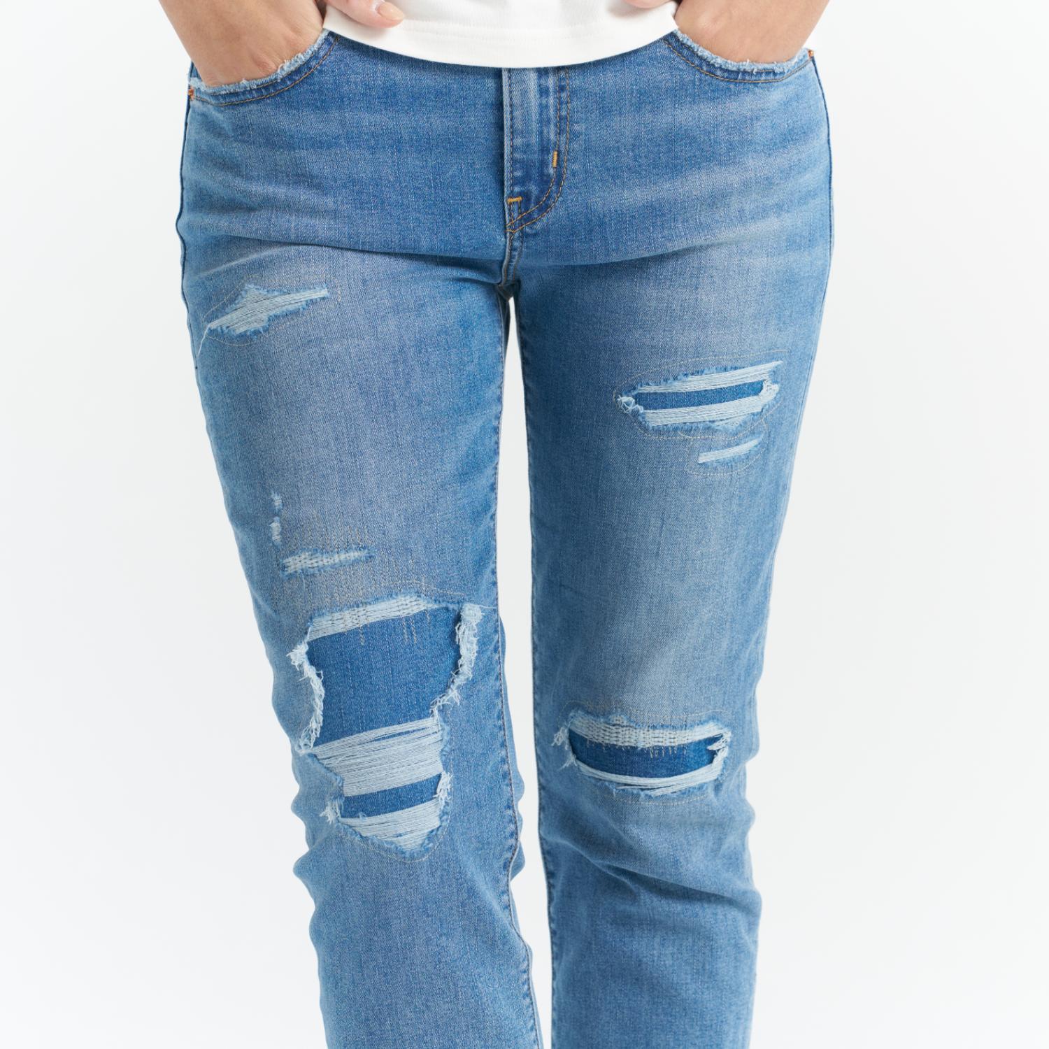 Levi's® Women's Performance Cool High-Waisted Boyfriend Jeans - Image 4
