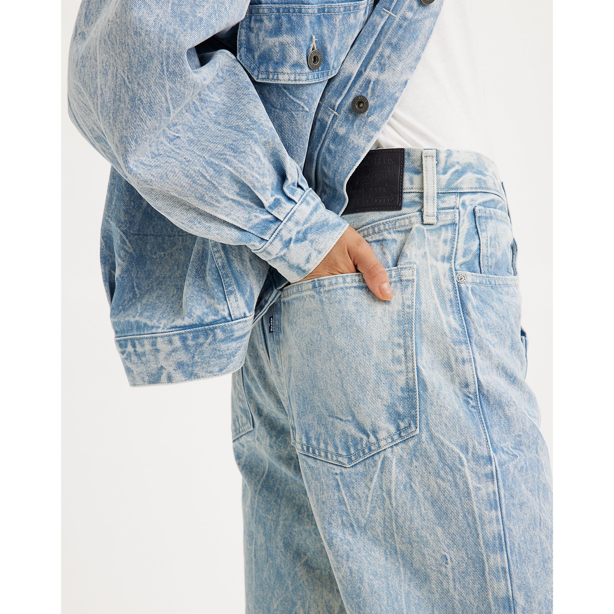 Levi's® Made and Crafted® Women's Barrel Pants - Image 4