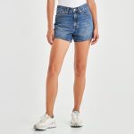 Levi's® Women's 80s Mom Shorts