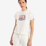 Levi's? Women's Graphic Classic Tee