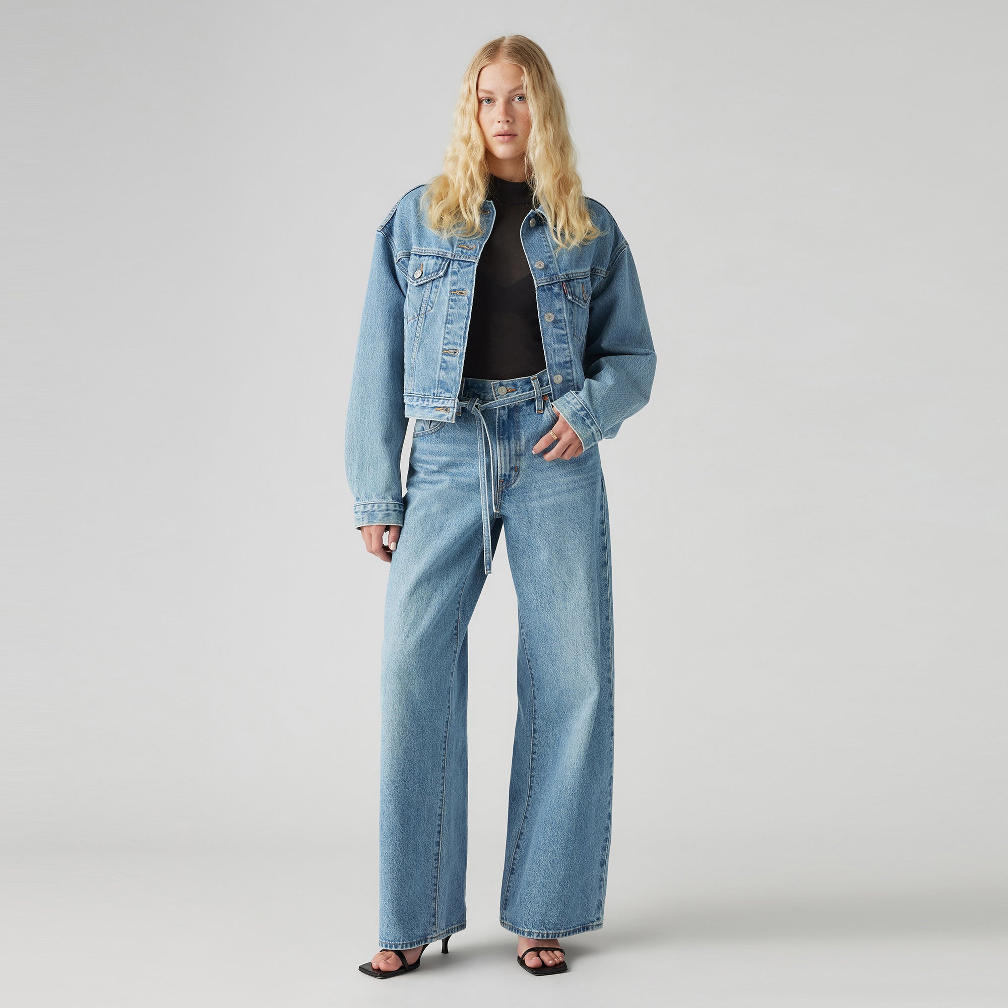 Levi's® Women's XL Straight Jeans - Image 2