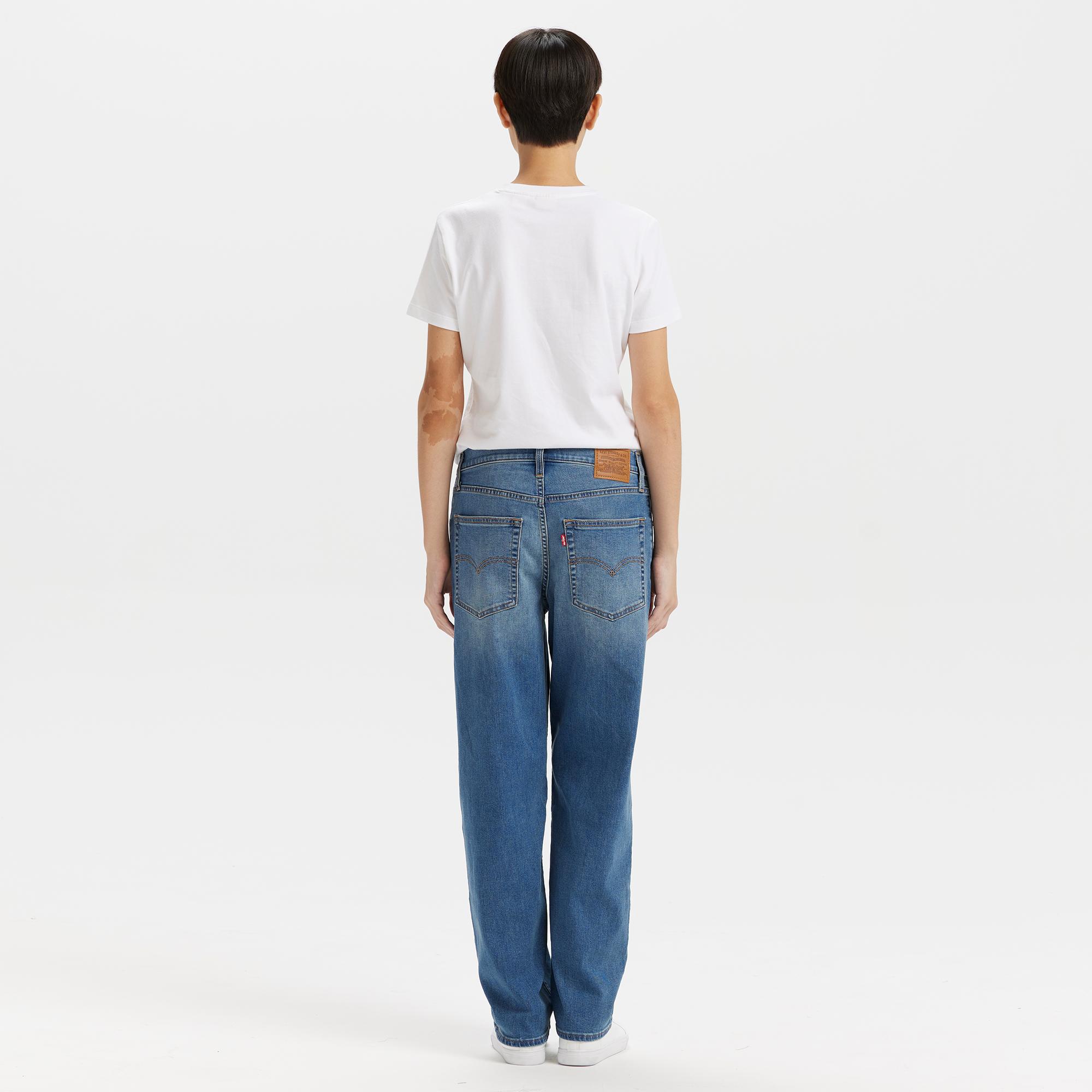 Levi's® Women's Baggy Dad Mid-Rise Straight Jeans - Image 4