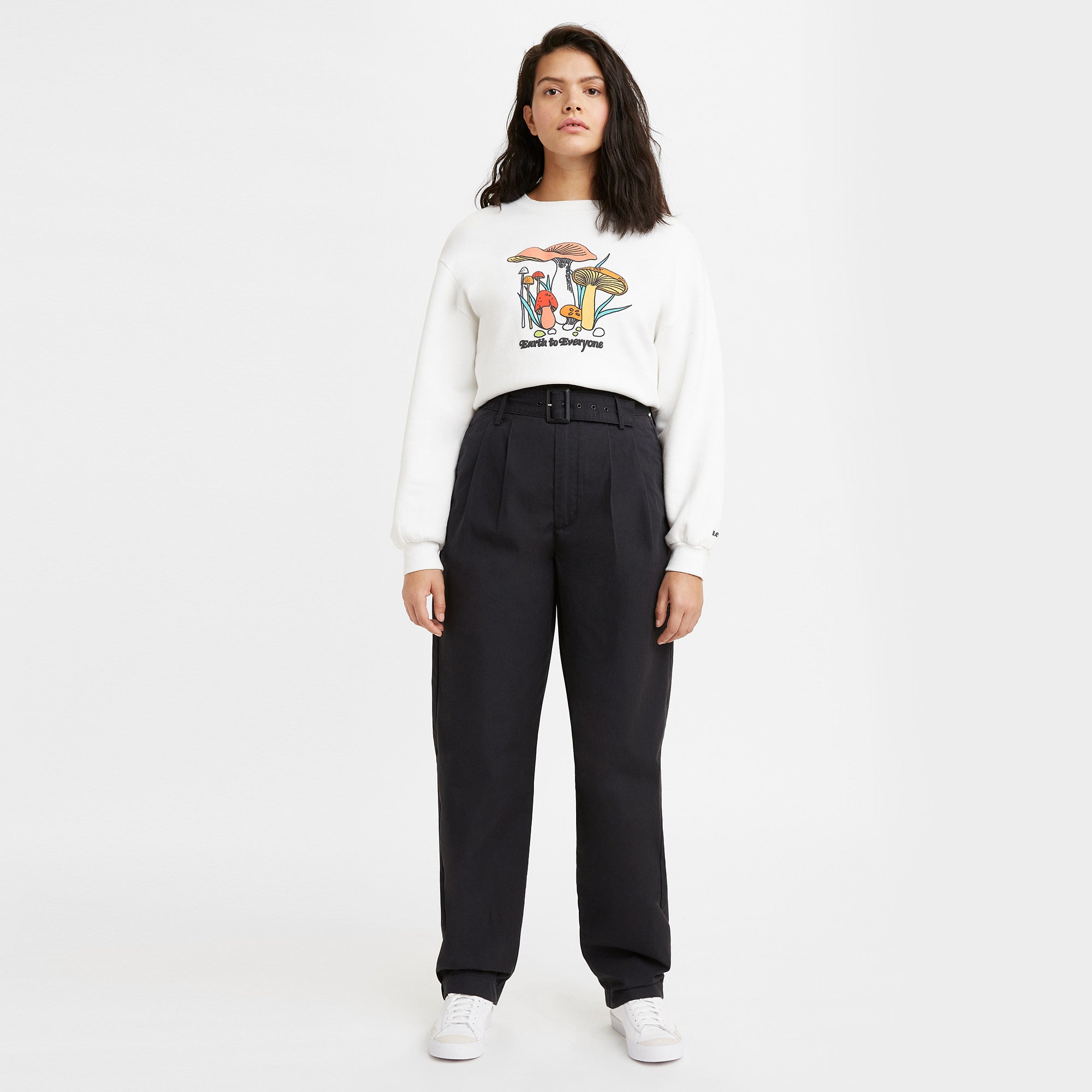 Levi's? Women's Tailored High Loose Taper Pants - Image 2