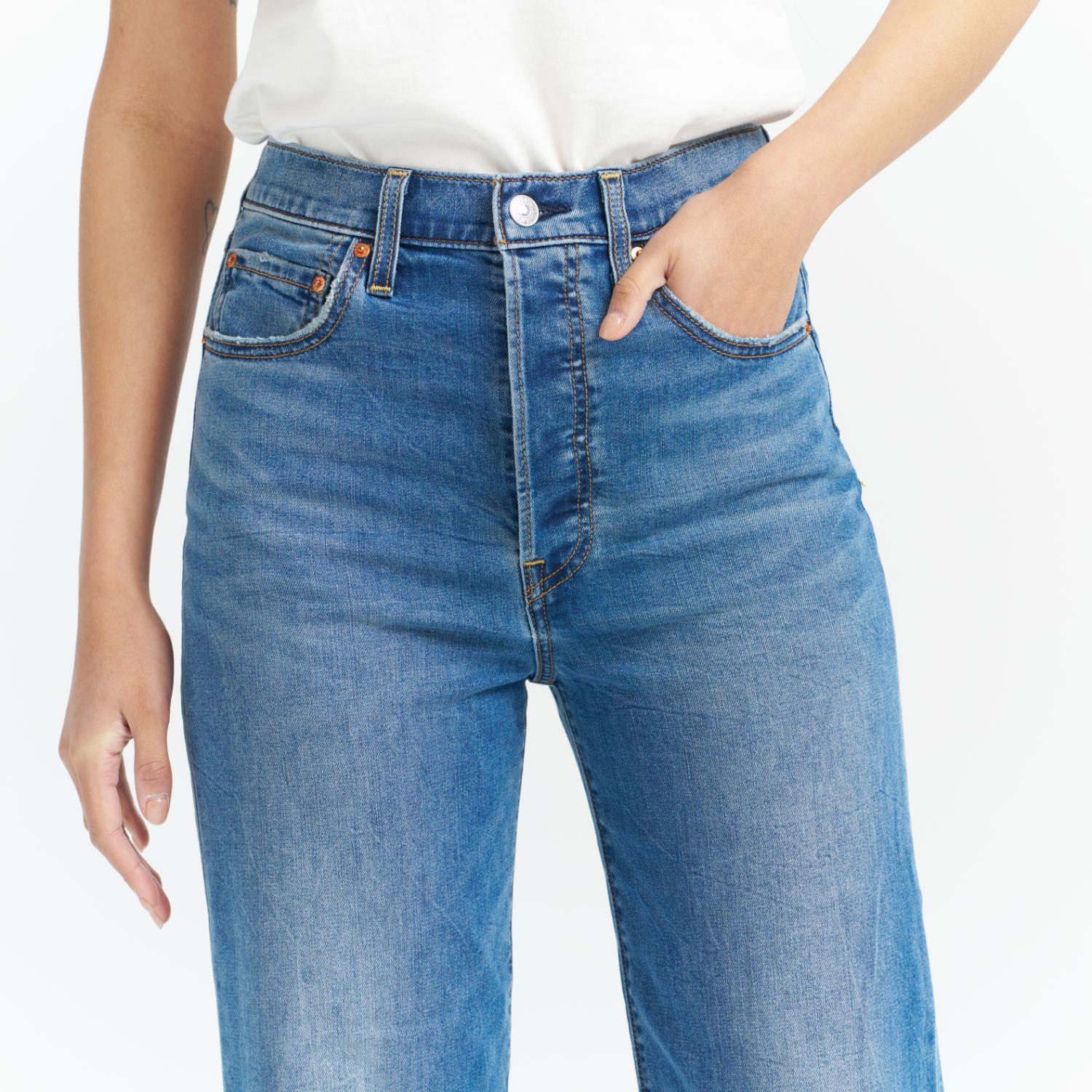 Levi's® Women's PerformanceCool Ribcage Straight Ankle Jeans - Image 6