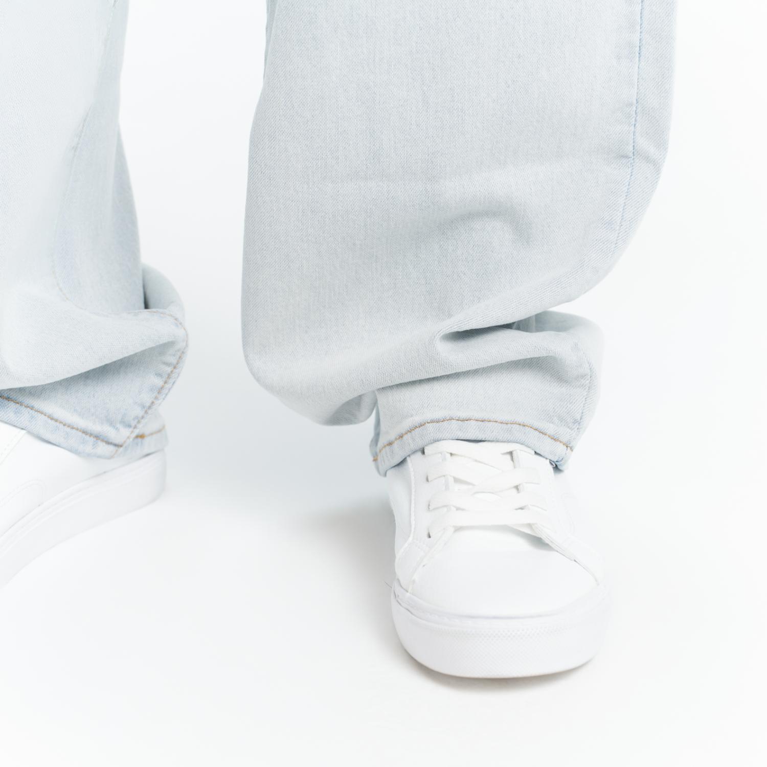 Levi's® Women's Performance Cool Mid-Rise Baggy Dad Relaxed Straight Jeans - Image 8