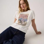 Levi's® Women's Graphic Boxy T-Shirt