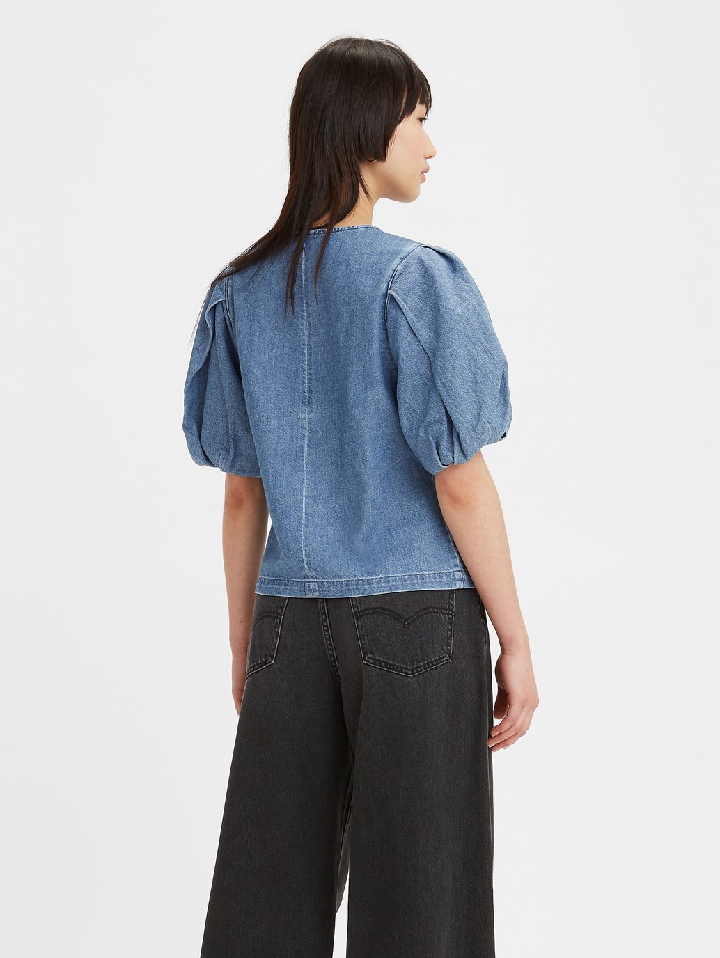 Levi's? Women's Zaida Sculptural Blouse - Image 2