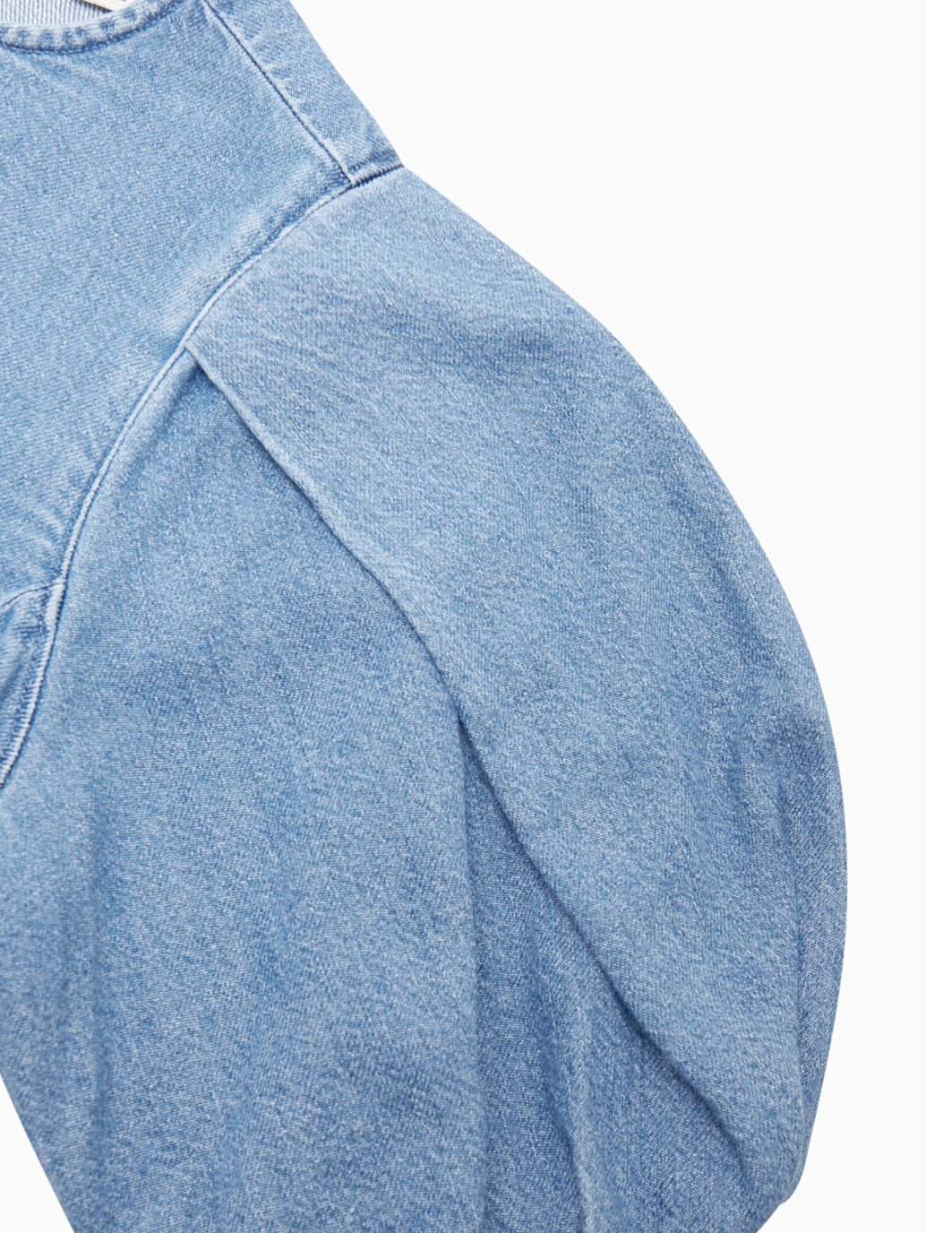 Levi's? Women's Zaida Sculptural Blouse - Image 6