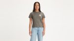 Levi's? Women's Graphic Classic Tee