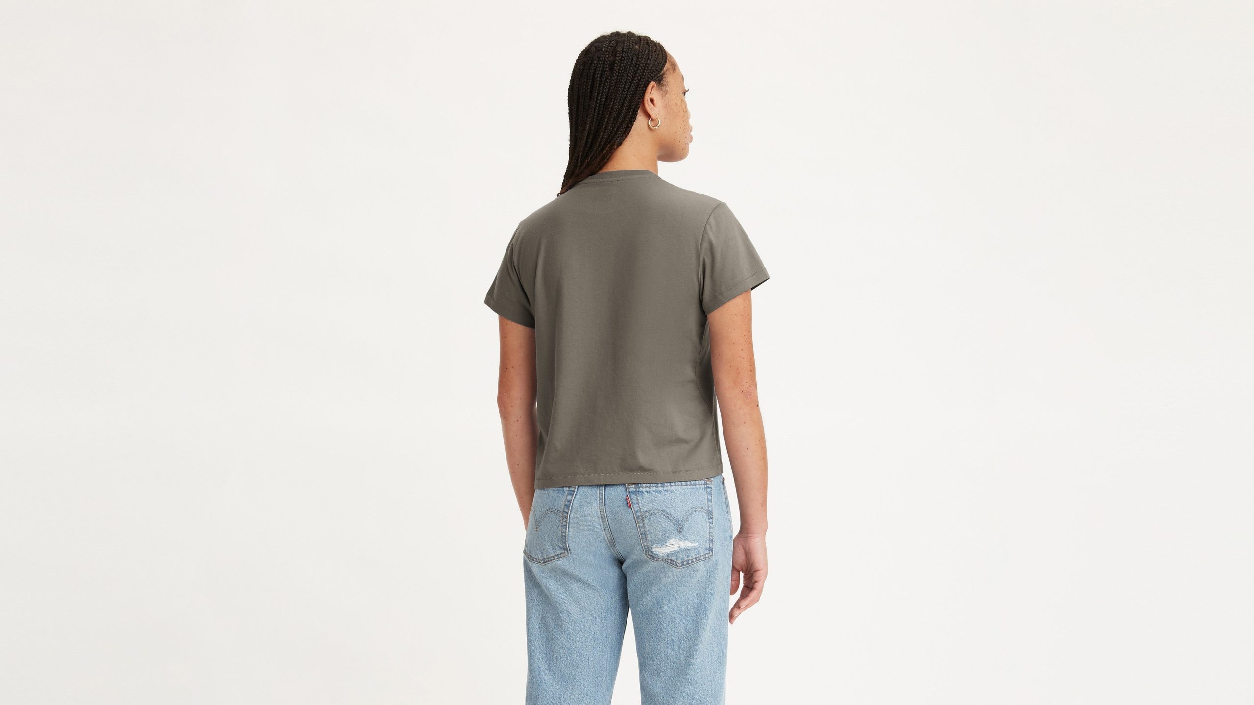 Levi's? Women's Graphic Classic Tee - Image 2